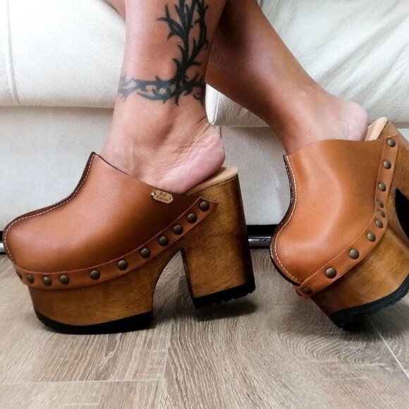 Vintage style brown leather clogs, Platform clogs with wooden heel size 7.5 - Picture 2 of 5